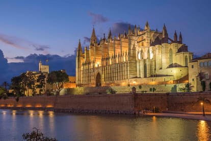 Paramount Townhouse  in Palma