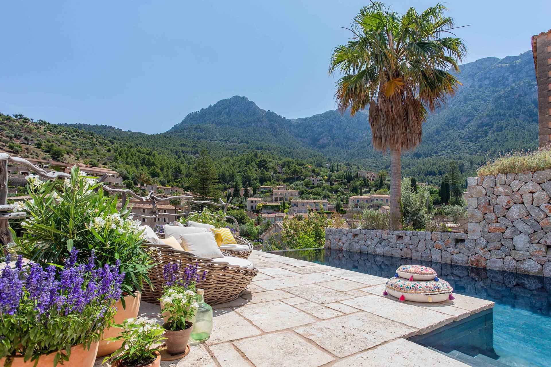 Villa Sa Pedra Roja in Deia, Holiday Villa by Mallorca Collection