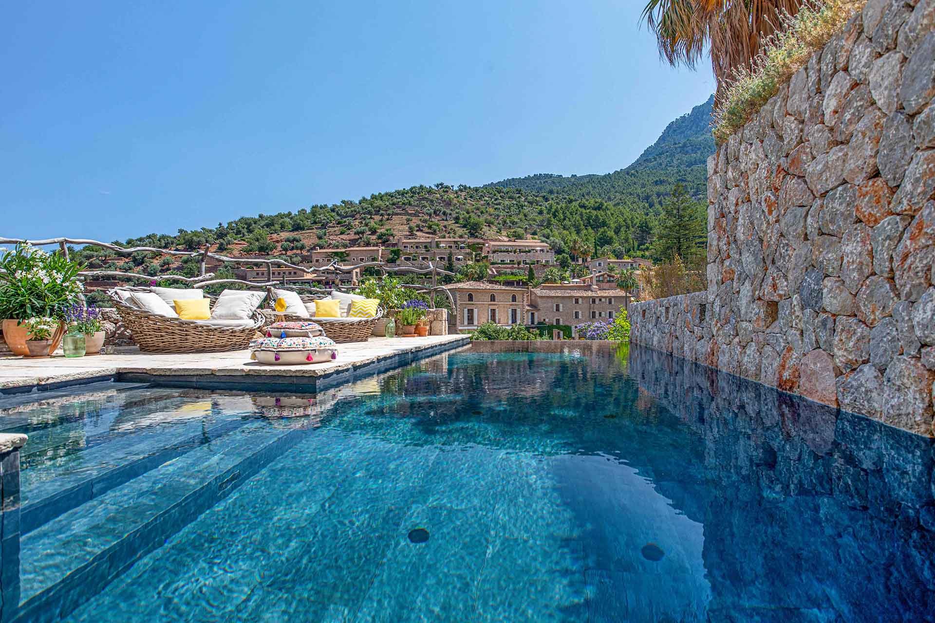 Villa Sa Pedra Roja in Deia, Holiday Villa by Mallorca Collection