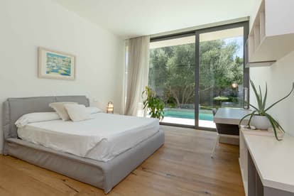 Villa Oblong in Son Vida