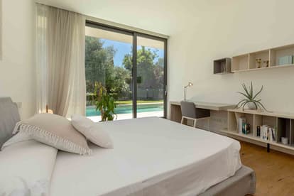 Villa Oblong in Son Vida