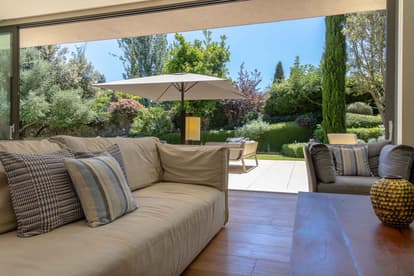 Villa Oblong in Son Vida