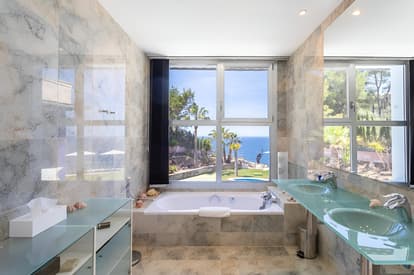 The Seascape Villa in Bahía de Palma