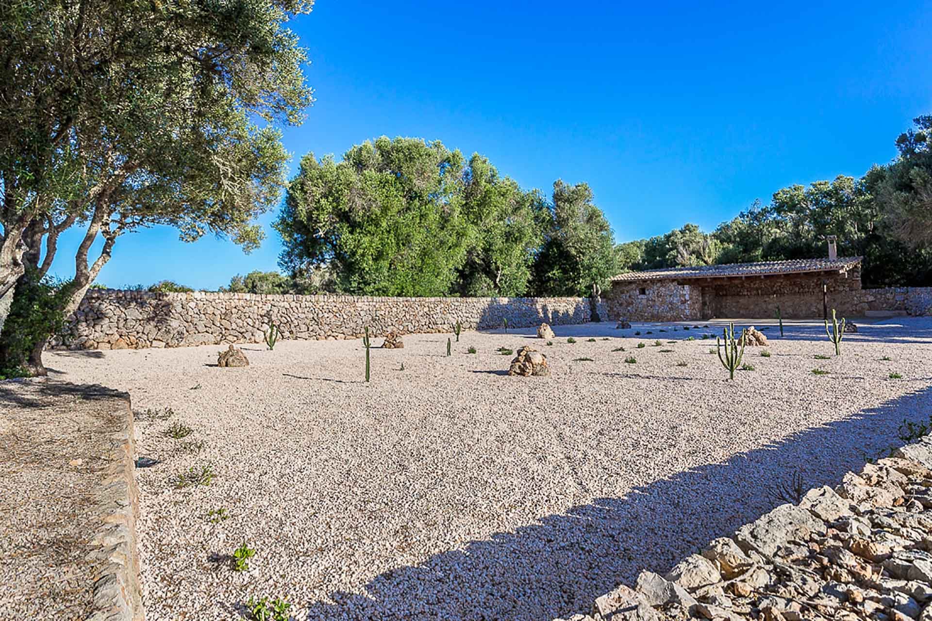 The Queen Bee Villa in Llucmajor, Holiday Villa by Mallorca Collection