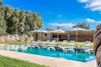 The Queen Bee Villa in Llucmajor