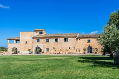 The Queen Bee Villa in Llucmajor