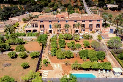 The Relic Villa (10 bis 20 Zimmer) in Portocolom