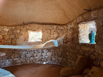 The Root House en Sant Joan