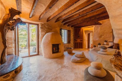 The Root House en Sant Joan