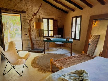 The Root House en Sant Joan