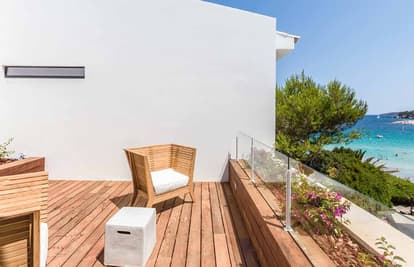 The Seafront Turquoise Villa en Alcudia