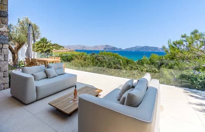 The Seafront Turquoise Villa en Alcudia