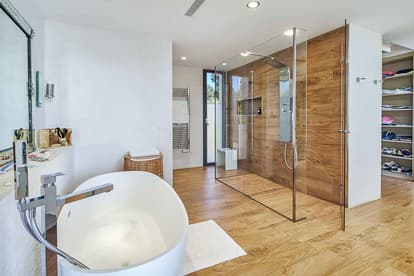 The Glee Villa in Puntiro