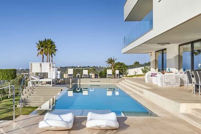 The Glee Villa in Puntiro